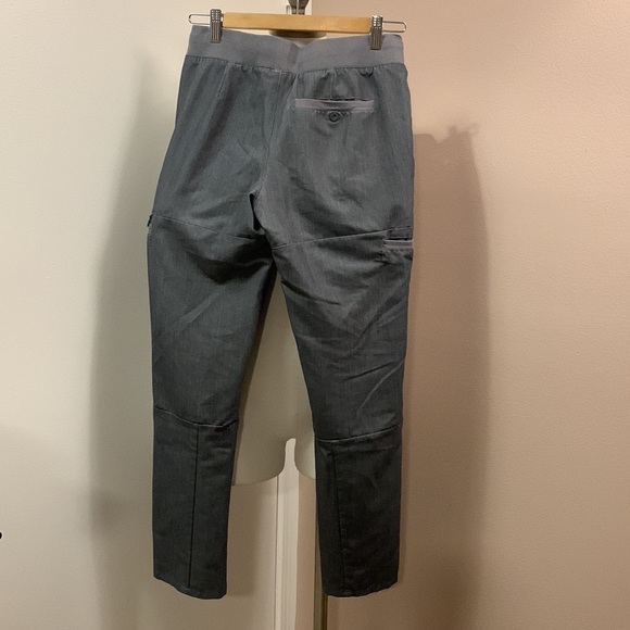 FIGS Technical Collection Grey Bottom Size Xs - Picture 8 of 11